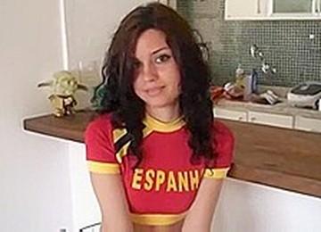 Young Babe Wants To Enjoy Some Ass Fucking