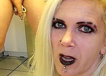 Sadobitch Works For Jezz 2