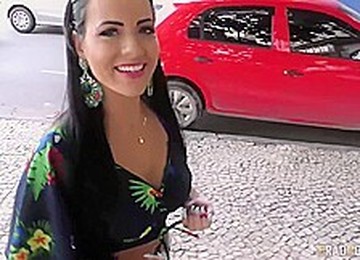 Analine - Analine Fodendo Com Quatro Dotados