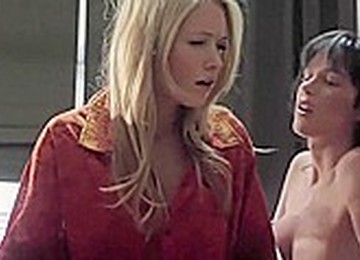 Paz De La Huerta & Katrina Bowden In 'Nurse 3D'