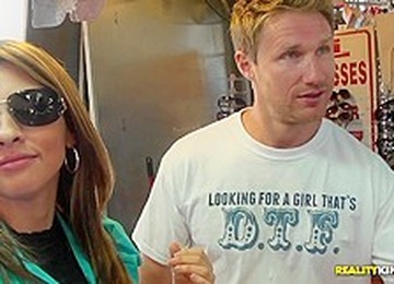 MilfHunter - Latin Lover