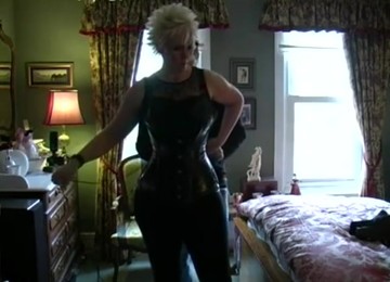 Sissy Black Blue Strapon