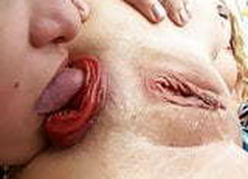 Epic Ass To Mouth With Squirting And Prolapse!