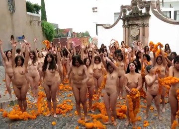 100 Mexican Nude Women Group
