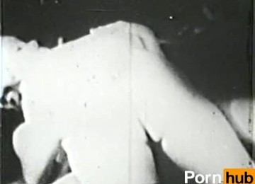 Lesbian Peepshow Loops 628 50's And 60's - Scene 2