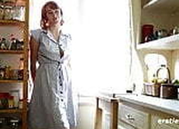 All Natural Redhead Molly Left Us Speechless - Ersties