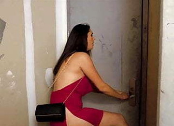 Anna Morna Babe Lost Her Key