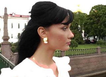 Georgeous Russian MILF Regina In Action