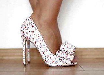 Perfect Feet In Hot Shoes ( Dirty Talk )