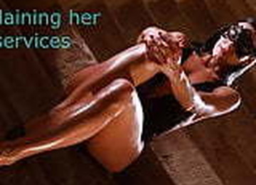 BDSM Model Alex Zothberg Explaining Her Private Services