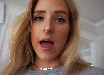 TRYING ON 19 SWIMSUITS!