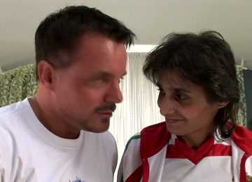 Ugly Chick Sona Gets Her Very Bushy Pussy Fucked And Gives Blowjob