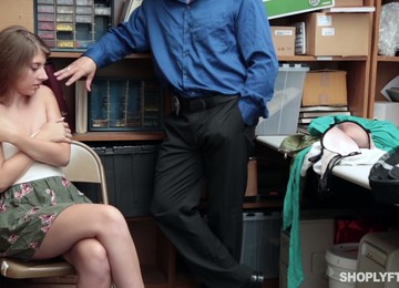 Fresh 18 Yo Chick Alyce Anderson Gets Punished By Cop In The Police Station