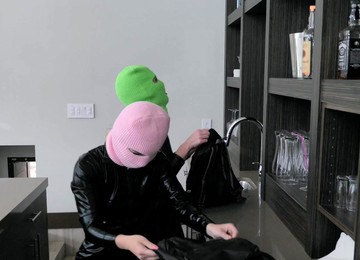 Hot Burglars Leah Lee And Bella Rose Receive A Punishing Fuck