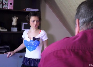 Petite Veronica Morre Seduced By A Mature Man For A Sex Game