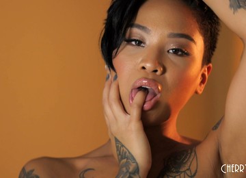 Gorgeous Tattooed Ebony Teen Honey Gold Strips And Fingers Her Pussy