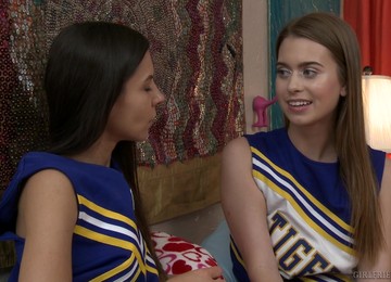 Jill Kassidy And Milana May Adore Lesbian Fuck On The Bed Until Both Cum