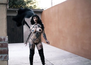 Tattooed Goth Teen Babe Jessie Lee Eats Cum After A Doggy Style Fuck