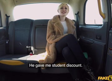 Fucking Without Mercy In The Taxi With Glamorous Daisy Delicious