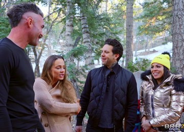 Wild Fucking On The Leather Sofa With Cheating Wife Luna Star