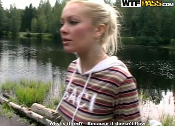 Spectacular Blonde Amateur Girlfriend Gets Fucked In The Shower