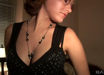 Bootyful And Busty Amateur Hottie Bianca Shows Her Assets