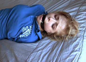 Spoiled Robber Ties Slutty Busty Chick Penny Pax At Home