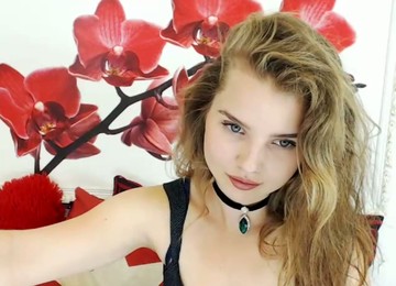 Teen Left Alone - Natural Chick Masturbating E1 High Definition