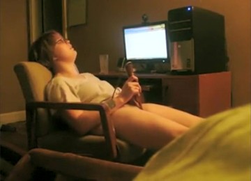 Hidden Cam Caught Her Incredible Orgasm