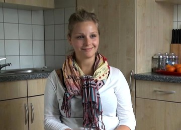 Blonde Voyeur Watches Men Jerk Off