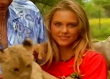 Safarie Avec Une Jeune Pucelle