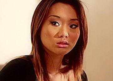 Asian Babe Is Getting Fucked On A Massage Table, Because Her Pussy Got Dripping Wet