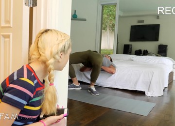 Young Chick Jane Wilde Gets Her Cunt Drilled With A Monster Dick