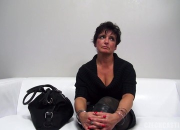 Casting Milf With Big Tits And Fat Pussy