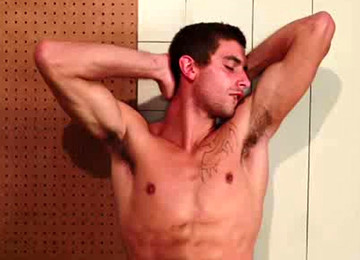 Hot Solo Guy Tries New Sex Toys