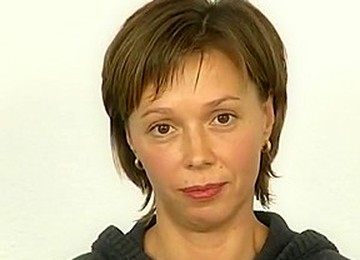 Short Haired Milf Has Quite A Body