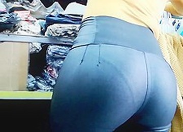 Rico Culo En Leggins De Cuero