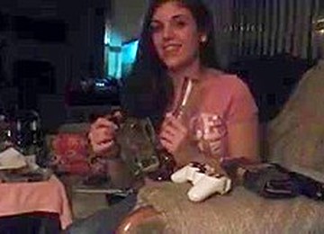 Druged Teen Need A Cock