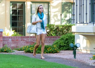 Petite And Kinky Chick Kennedy Is Loving Her Time Naked