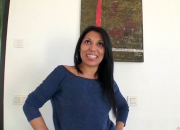 Four Dudes Bang The Hell Out Of These Two Hot Chicks