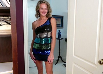 Professional Hooker Cj Bridge Masturbates Her Hungry Twat