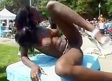 NudeShow At Open Air 05