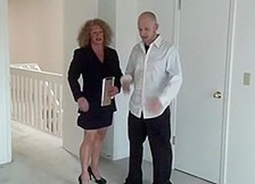 Muscle Bitch Realtor Gets What She Wants