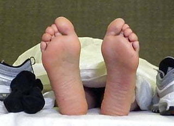 Take Off Their Shoes Of And Cum On Her Soles Pt.2