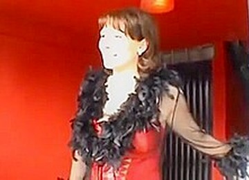 German Whore Offers Her Holes