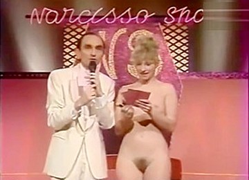 Narcisso Show- Le Strip De Joelle