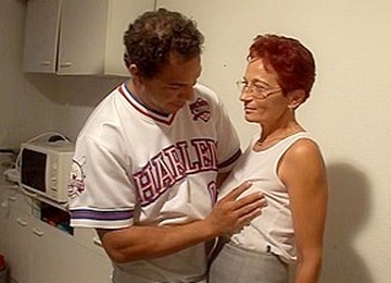 German Aunt & Paramour - Tante Fickt Freund