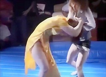 Asian Girls Catfight