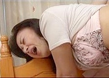 Hot Japonese Mom And Her Young Lover 3