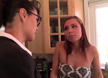 Sexy Anal Babes Licking Pussy And Ass And Toying In The Kitchen